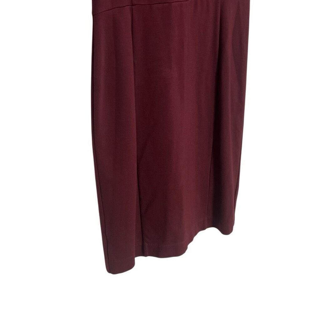Ann Taylor Ponte Knit V-Back Short Sleeve Stretch Sheath Dress Burgundy Size 4 - Picture 5 of 12